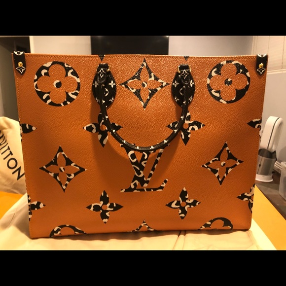 🔥Jungle Louis Vuitton OnTheGo GM and Wallet🔥 - Picture 2 of 7